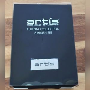 Artis Makeup Brushes